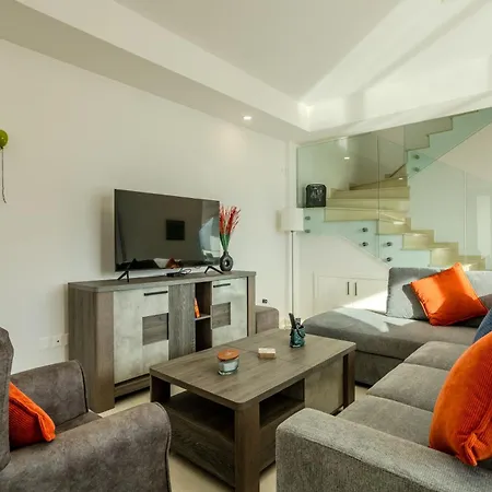 H&o Miki's Seaview House * Kissonerga