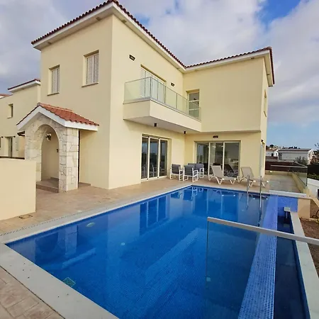 H&o Miki's Seaview House