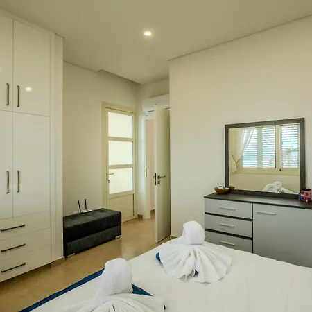 H&o Miki's Seaview House *