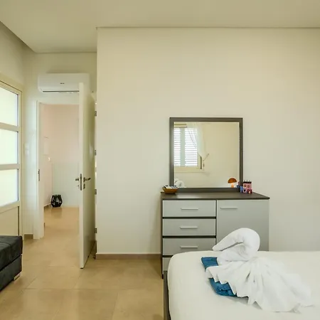 H&o Miki's Seaview House Villa Kissonerga